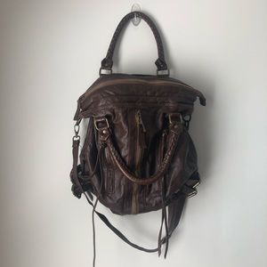 Deena and Ozzy bucket bag